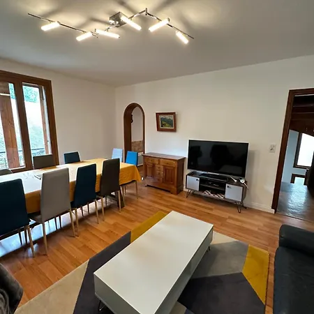 Janchrisma Montdore 11pers Nyaraló Le Mont-Dore